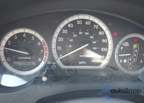 2005 Toyota Sienna Le z USA, uszkodzony, nr VIN 5TDZA23C35S231193